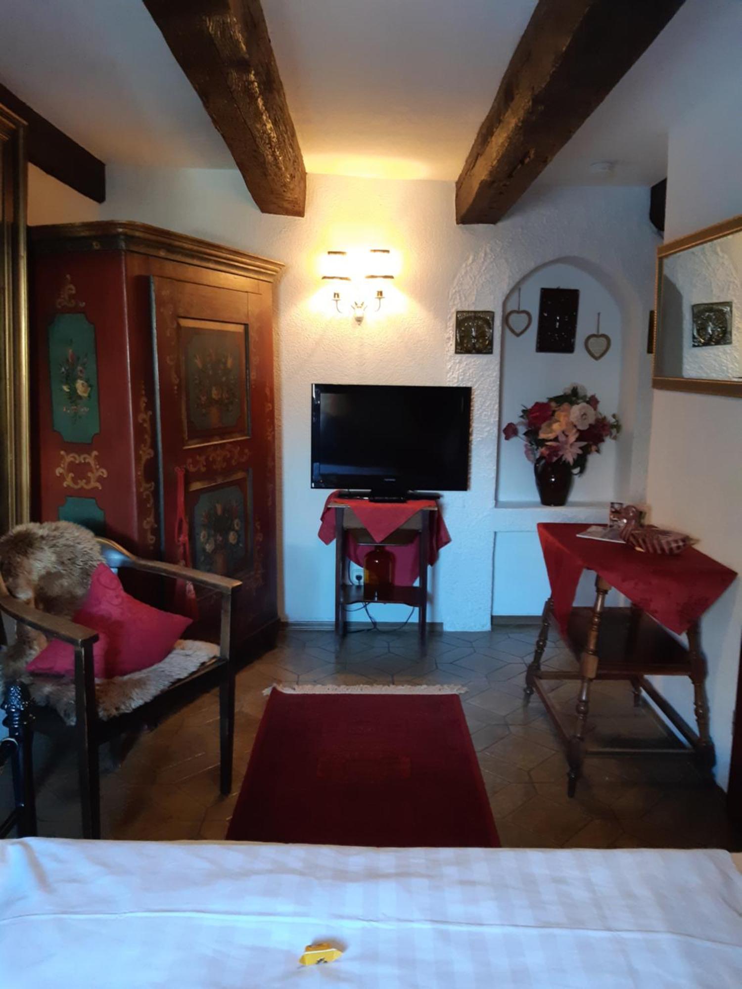 Altfraenkische Weinstube Hotel Rothenburg ob der Tauber Exterior foto